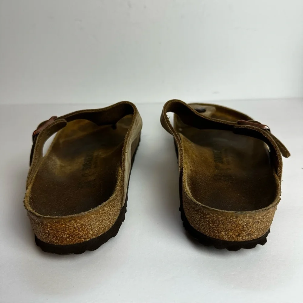 Birkenstock Gizeh Sandals Women's Size 10 or Men's 8 EU 41 Thong Shoes Tan - Picture 4 of 9